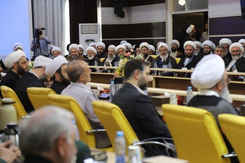 تصاویر/ آئین افتتاحیه همایش عهد حضور و گردهمایی منطقه ای ائمه جمعه استان های آذربایجان شرقی ، آذربایجان غربی ، زنجان ، قزوین و اردبیل