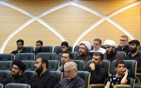 تصاویر/ نشست شاعرانه "مدح امیر"