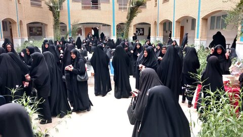 دوره "تربیت کنشگر و مبلغ فعال عفاف و حجاب" در مدرسه علمیه فاطمه الزهرا (س) ساوه