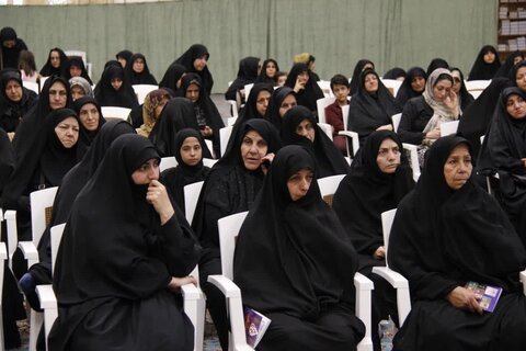 تصاویر /اجتماع خواهران مبلغه وفعال فرهنگی استان قزوین در اهانت مجدد کشور سوئد به ساحت قرآن مجید -عکس -حسین حاجی عزیز خانی