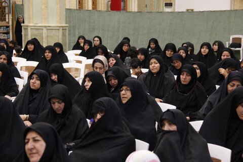 تصاویر /اجتماع خواهران مبلغه وفعال فرهنگی استان قزوین در اهانت مجدد کشور سوئد به ساحت قرآن مجید -عکس -حسین حاجی عزیز خانی