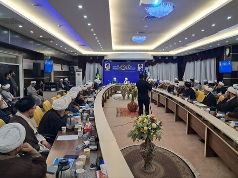 تصاویر/ حضور ائمه جمعه استان زنجان در همایش عهد ظهور و گردهمایی ائمه جمعه شمالغرب کشور