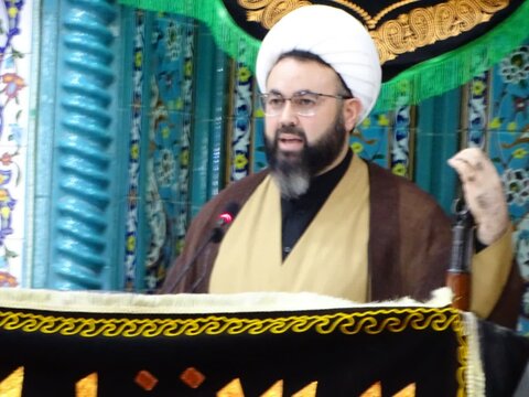 تصاویر/ اقامه نماز جمعه چهاربرج