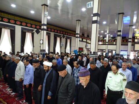 تصاویر/ اقامه نماز جمعه چهاربرج