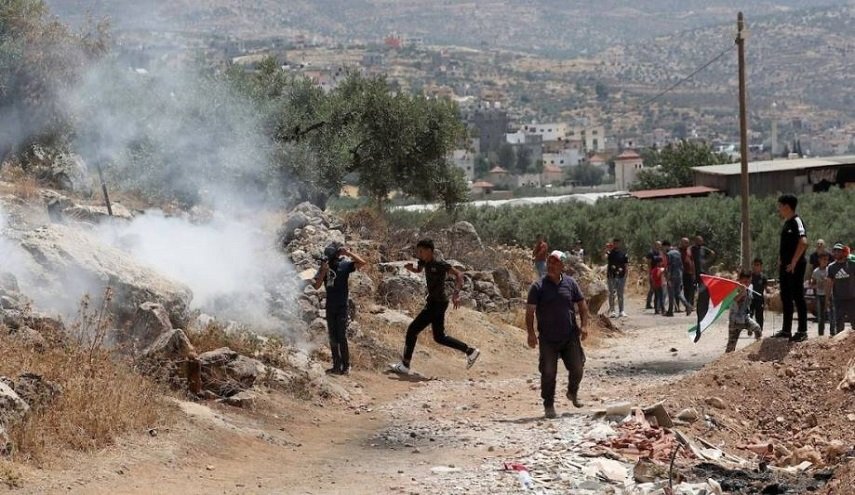 إصابات خلال مواجهات مع الإحتلال في نابلس وقلقيلية إصابات خلال مواجهات مع الإحتلال في نابلس وقلقيلية