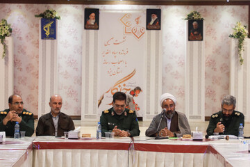 دعوت فرمانده سپاه یزد برای تشکیل گردان عمار خبرنگاران