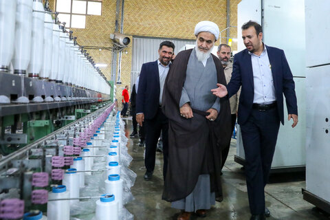 تصاویر / بازدید از سه واحد تولیدی در شهرک صنعتی لیا توسط نماینده ولی فقیه در استان قزوین