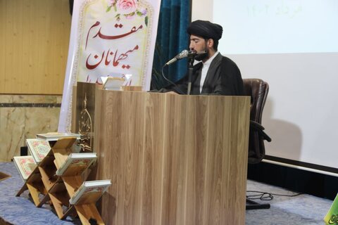 تصاویر / دوره میثاق طلبگی با حضور مدیر حوزه علمیه استان قزوین
