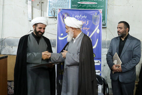 تصاویر / تقدیر امام جمعه قزوین از اهالی روستای پیر یوسفیان در عرصه زکات