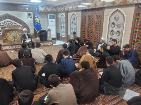 تصاویر/ جلسه اخلاق عمومی آیت الله بنابی در حوزه علمیه بناب