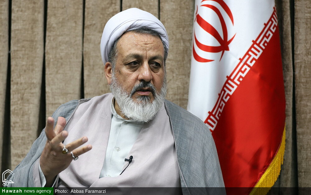 تبلیغ در سطح یک حوزه هیچ جایگاهی ندارد/ تبلیغ در اولویت چهار و پنج برنامههای حوزه است