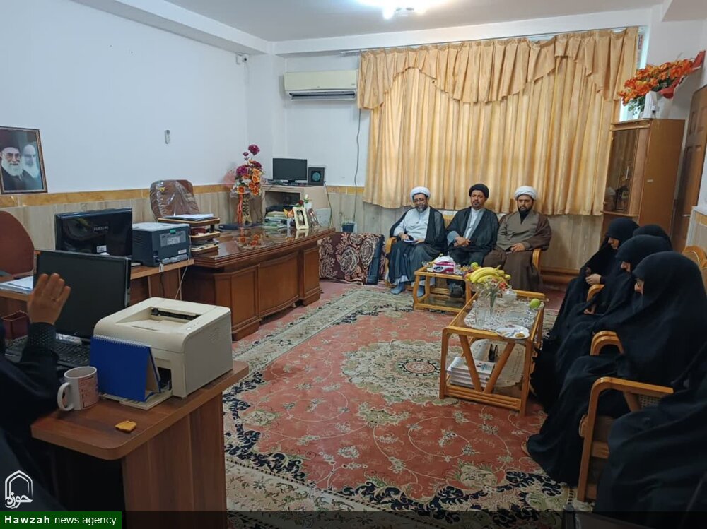 حضور مدیر حوزه های علمیه خواهران آذربایجان غربی در شهرستان خوی