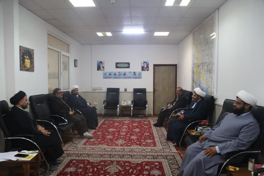 برگزاری دورههای آموزشی کتاب طرح کلی اندیشه اسلامی برای مدیران، کادر و اساتید مدارس غیردولتی استان خوزستان