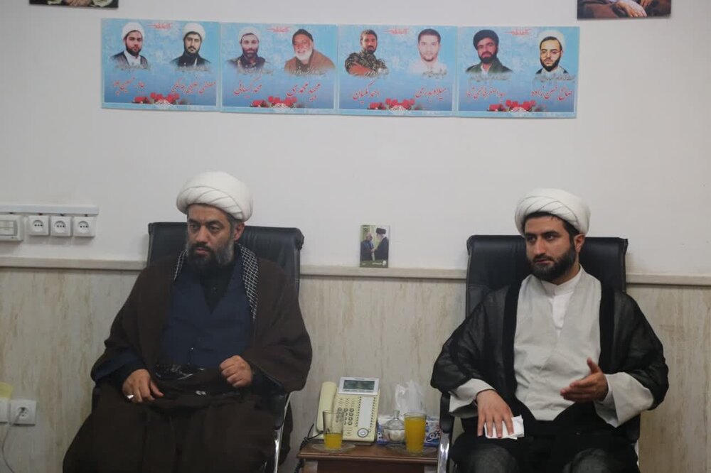 برگزاری دورههای آموزشی کتاب طرح کلی اندیشه اسلامی برای مدیران، کادر و اساتید مدارس غیردولتی استان خوزستان