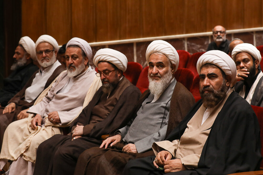 تقدیر امام جمعه قزوین از فعالیتهای تبلیغی طلاب مدرسه علمیه علوی