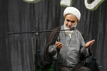 درس‌ها و عبرت‌های کربلای اباعبدالله الحسین (ع) را ببینیم و بیاموزیم