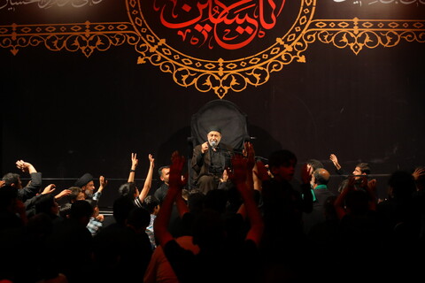 تصاویر / آخرین شب عزاداری ماه محرم در بیت مرحوم آیت الله هاشمی شاهرودی