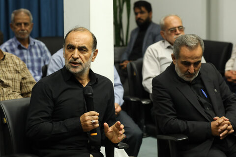 تصاویر / دیدار جمعی از آزادگان سرافراز قزوین با نماینده ولی فقیه در استان قزوین