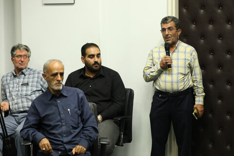 تصاویر / دیدار جمعی از آزادگان سرافراز قزوین با نماینده ولی فقیه در استان قزوین