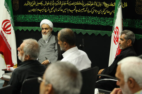 تصاویر / دیدار جمعی از آزادگان سرافراز قزوین با نماینده ولی فقیه در استان قزوین