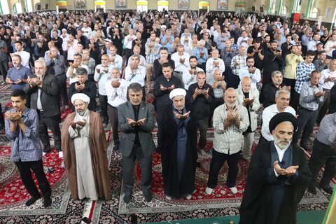 تصاویر/ حضور پرشور مردم شریف سلماس در نماز جمعه ۲۷ مردادماه ۱۴۰۲