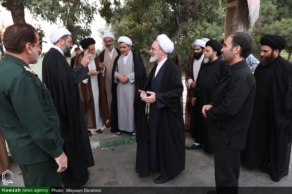 ادای احترام مدیر حوزههای علمیه کشور به مقام علما و شهدای همدان