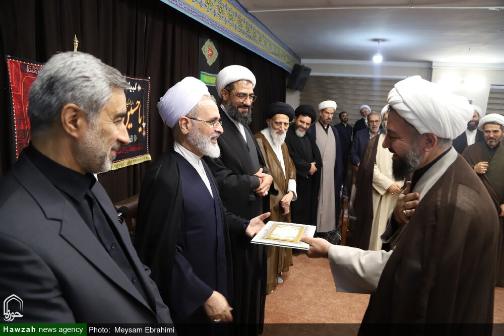 اعطای احکام اعضای شورای حوزه علیمه همدان توسط آیت الله اعرافی + عکس