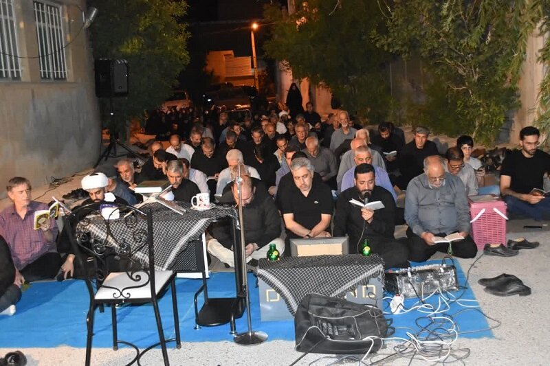 مراسم روضه خوانی در محله های گیلانغرب + عکس