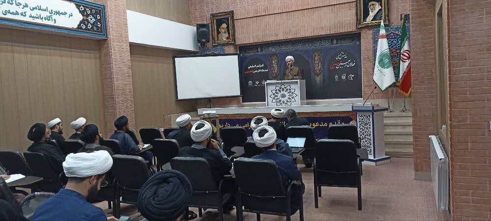 دهمین دوره تربیت مدرس مهارتهای پژوهشی در اهواز آغاز شد + عکس