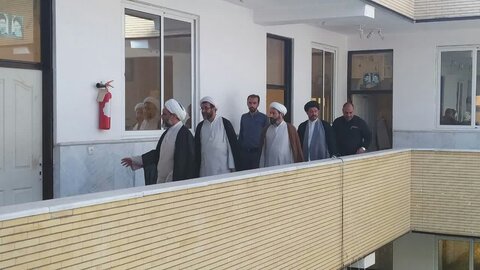 مسائل و مشکلات حوزه علمیه خواهران جلفا بررسی شد تبریز