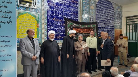 تصاویر/ مراسم تجلیل از سرپرست ۲۵ هیئت مذهبی پیشگام در جهاد تبیین در شهرستان میانه