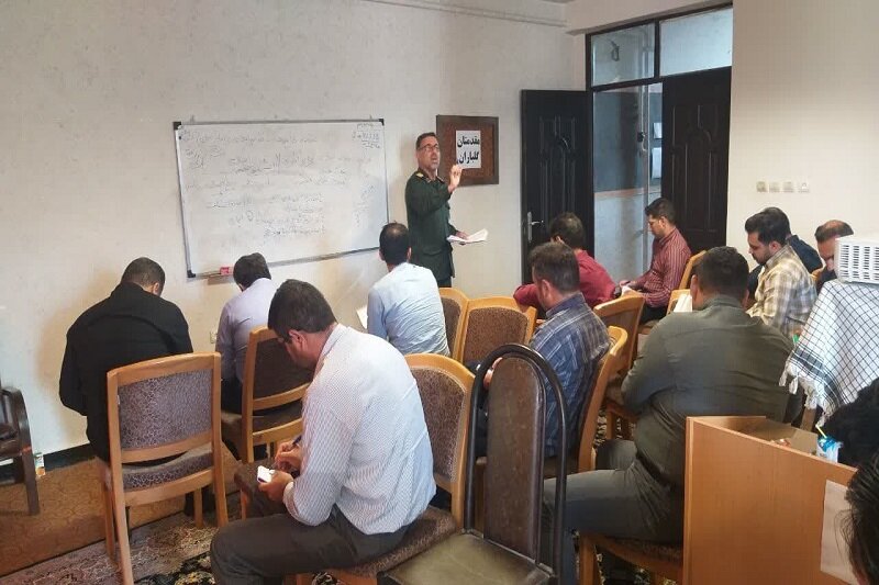 برگزاری دوره طرح ولایت در مدرسه علمیه مطلع الفجر گیلانغرب + عکس