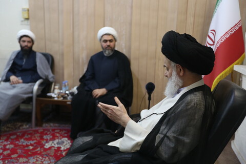 تصاویر/ دیدار رئیس ستاد کانون های فرهنگی هنری مساجد کشور با آیت الله بوشهری