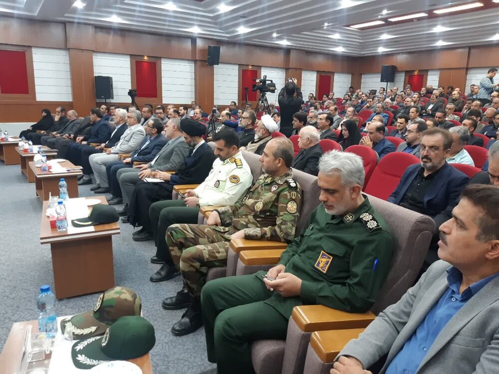 مساجد و نمازخانههای شبانه روزی در کاشان فعال شوند