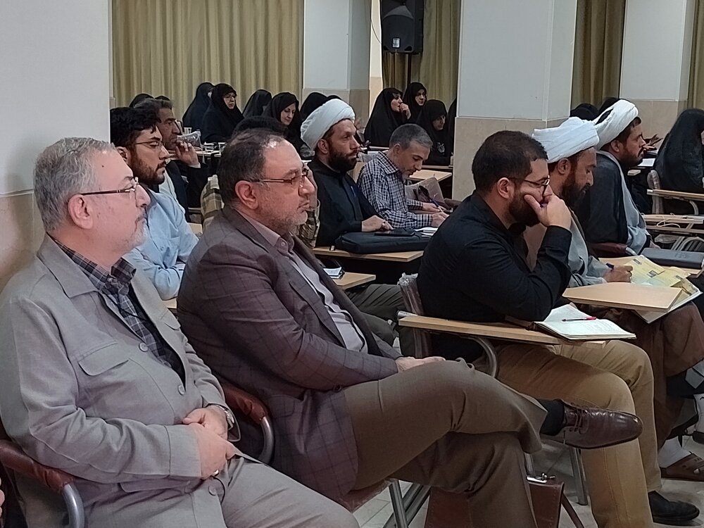 مدرسه تابستانه حدیث در دانشکده علوم قرآنی اصفهان برگزار شد