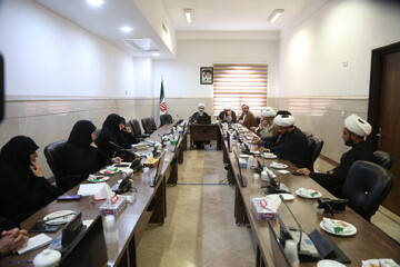 فیلم | نشست جمعی از اصحاب رسانه و فعالان فضای مجازی با معاونت پژوهش حوزه های علمیه