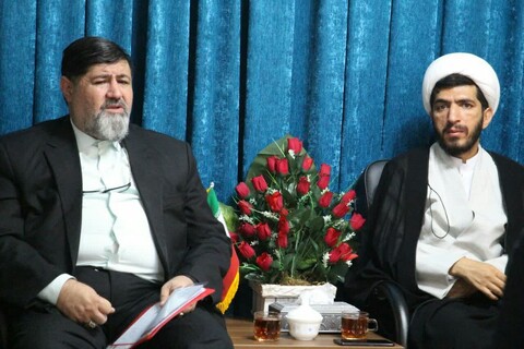 تصاویر/ دیدار اعضای شورای اداری تکاب با امام جمعه این شهرستان به مناسبت آغاز هفته دولت