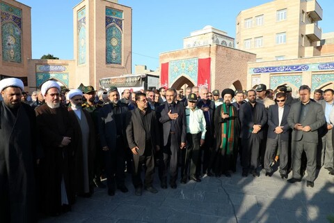 تصاویر/  آیین میثاق با شهدا و آغاز هفته دولت در اردبیل