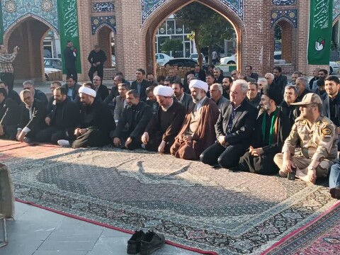 تصاویر/  آیین میثاق با شهدا و آغاز هفته دولت در اردبیل