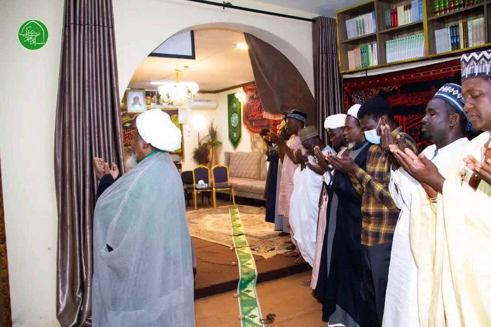 دیدار جمعی از موکب داران و اعضای ستاد اجرایی اربعین با شیخ زکزاکی +تصاویر