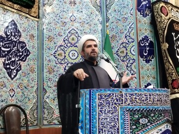 تصاویر/ اقامه نماز جمعه در کوهسار