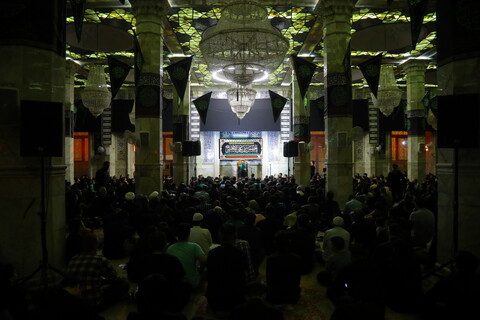 تصاویر / مراسم عزاداری شب شهادت امام حسن (ع) در مسجد اعظم قم