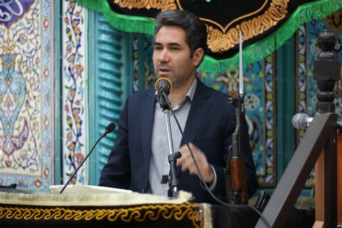 تصاویر/ اقامه نماز جمعه چهاربرج