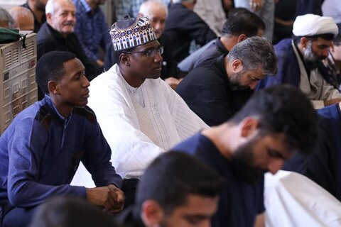 تصاویر/ نماز جمعه قزوین از قاب دوربین