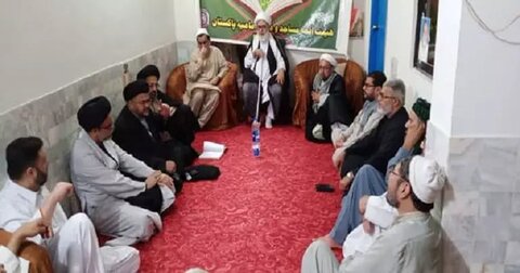 کراچی میں علماء کرام کا اہم اجلاس / ملک میں جاری مذہبی و سیاسی صورت حال کا جائزہ