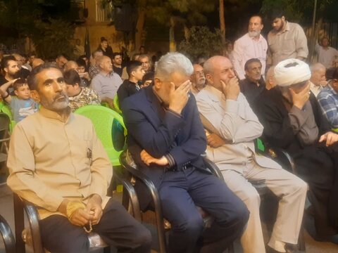 تصاویر/ برگزاری مراسم عزاداری حضرت رقیه(س)در خیابان امام خمینی (ره) کاشان