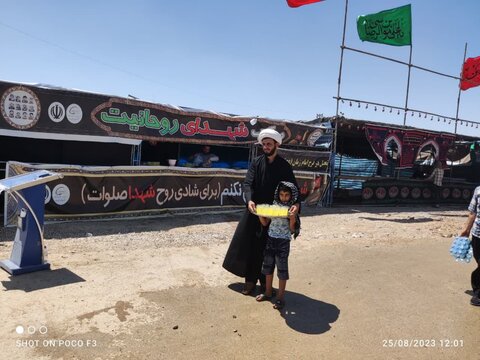 تصاویر/ فعالیت موکب شهدای روحانیت استان ایلام در مرز مهران