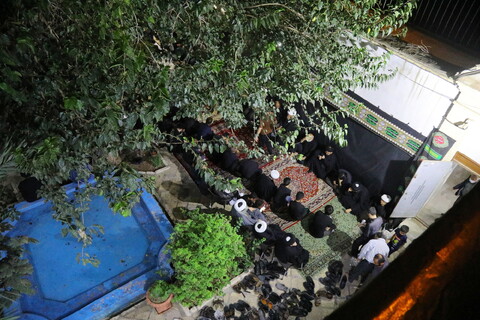 تصاویر / آخرین شب عزاداری سالار شهیدان در بیت مرحوم آیت الله شاه آبادی