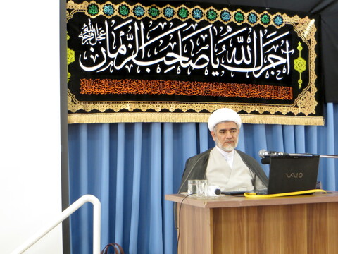 تصاویر/ برگزاری مدرسه تابستانه حدیث با عنوان «جایگاه حدیث در علوم اسلامی» در مشهد