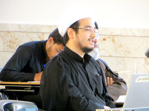 تصاویر/ برگزاری مدرسه تابستانه حدیث با عنوان «جایگاه حدیث در علوم اسلامی» در مشهد